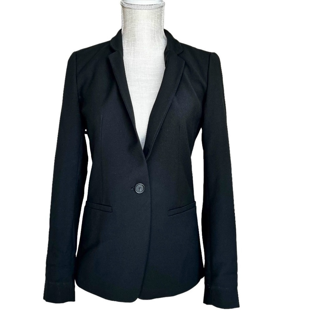 Loft Ann taylor one button blazer Women Size 2